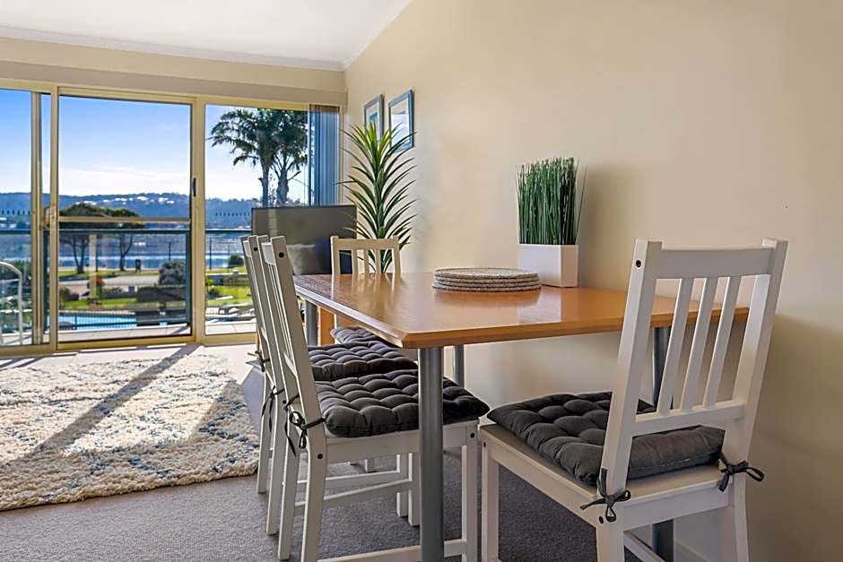 Lakeside Holiday Apartments Merimbula