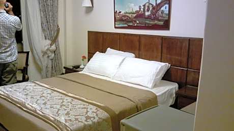 Double or Twin Room with Side Sea View
