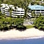 Roydon Beachfront Apartments