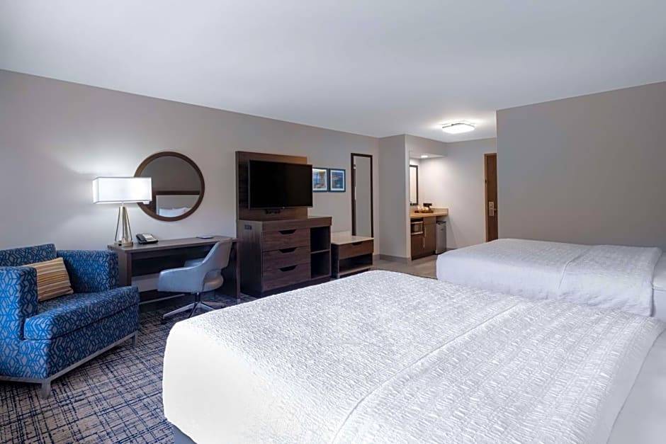 Hampton Inn By Hilton & Suites Agoura Hills