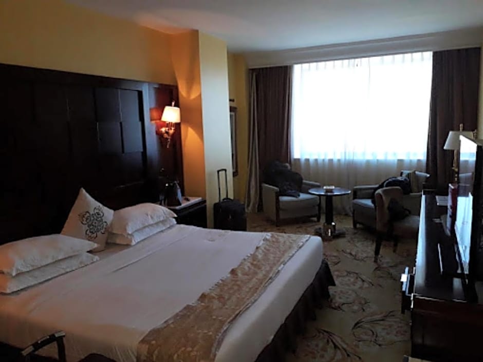 Oasis Hotel