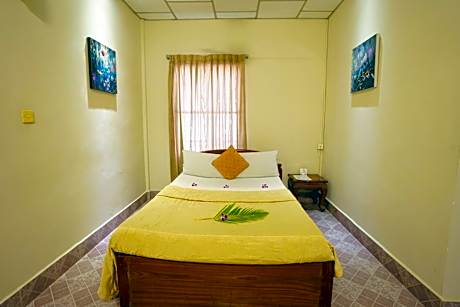 Economy Double or Twin Room with Fan