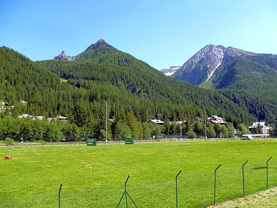 Hotel L' Aiglon