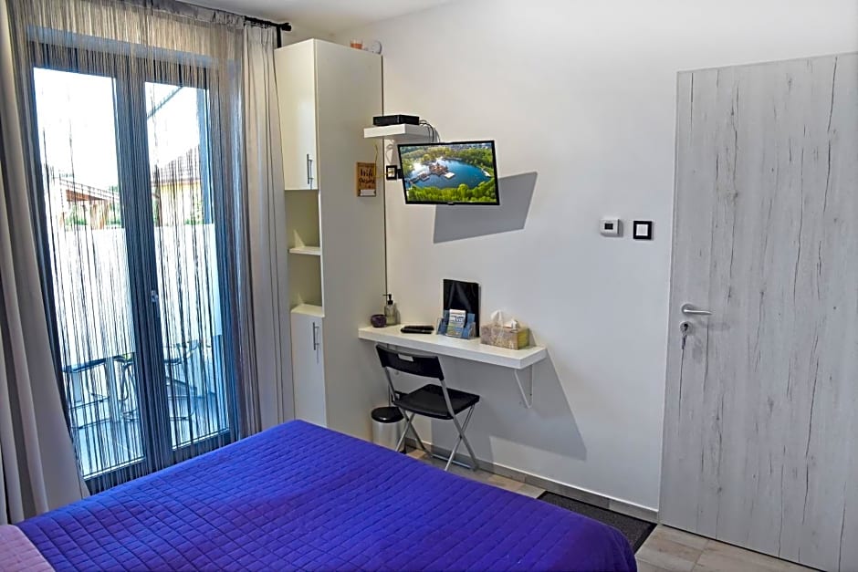 Water Lily Boutique B&B and Bungalow