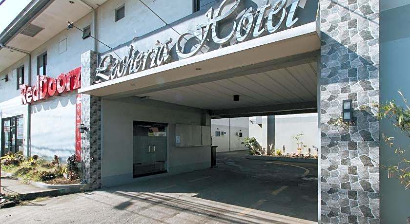 RedDoorz near SM Calamba