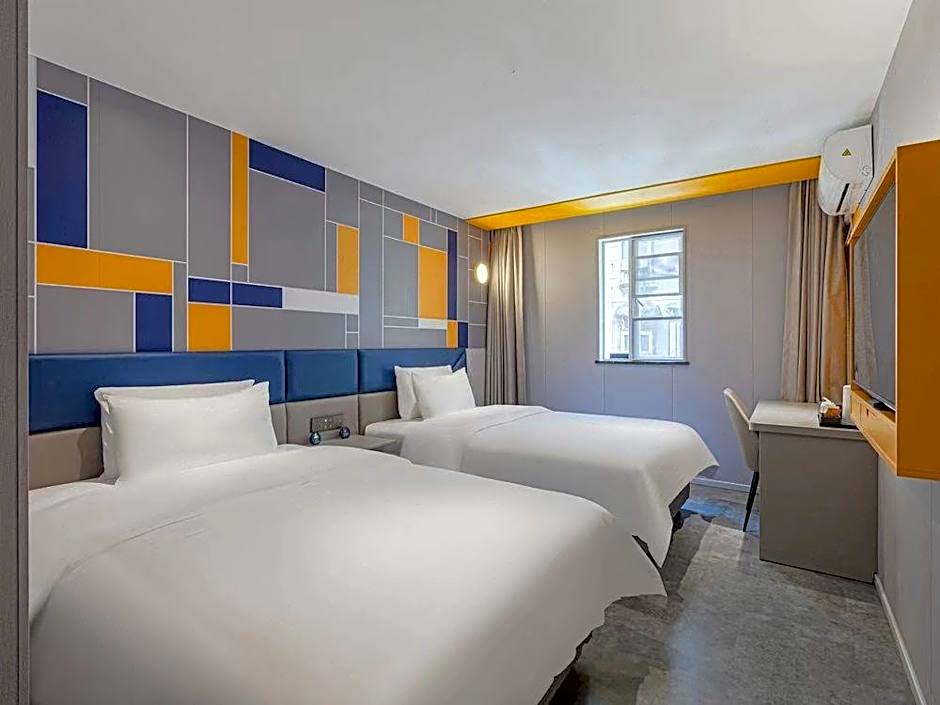 7Days Inn Wuhan Wuda Guangbudun Subway Station