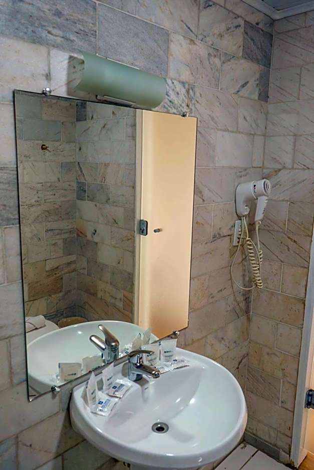 Dan Inn Express Porto Alegre - proximo a Orla do Guaiba - Reveillon 2024