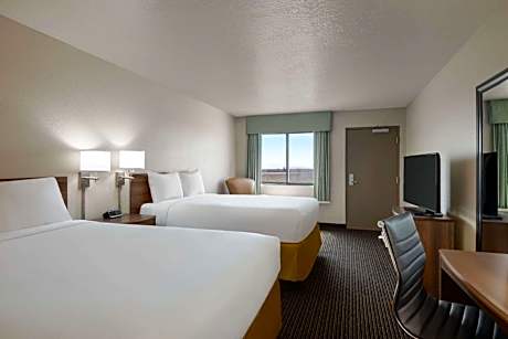 2 Queen Beds Non-Smoking