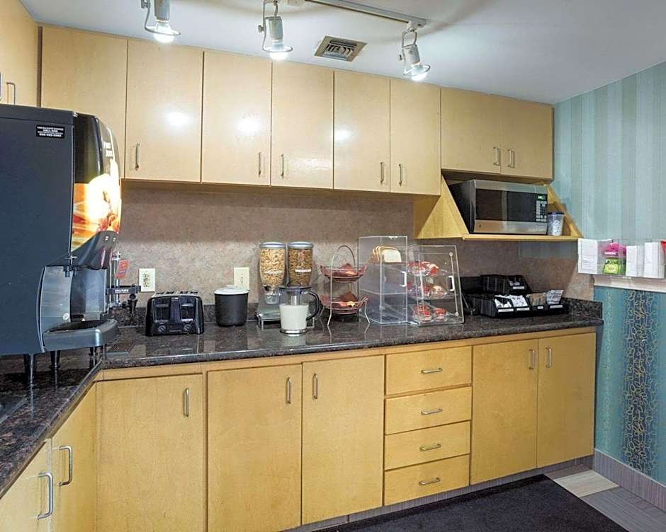 Rodeway Inn & Suites New Orleans Gentilly