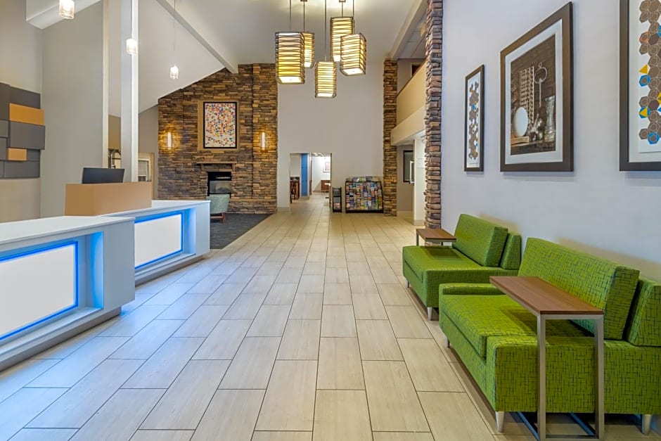 Holiday Inn Express Wheat Ridge-Denver West Hotel By IHG