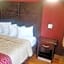 Red Roof Inn & Suites Houston - Hobby Airport