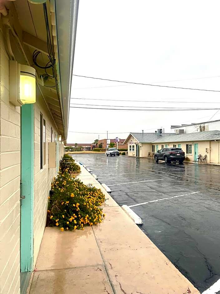 Howard Johnson by Wyndham Ridgecrest, CA