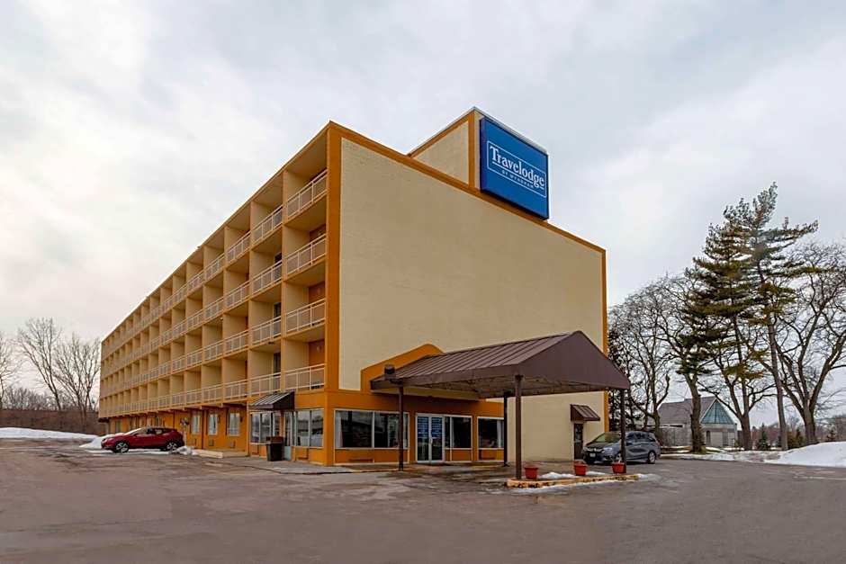 Travelodge by Wyndham Cleveland Airport