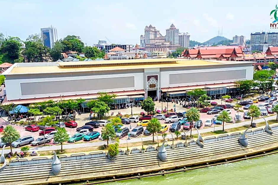 New Drawbridge Condo With Seaview and Pool