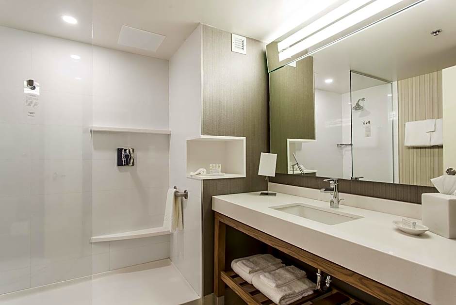 Courtyard by Marriott Montreal West Island/Baie D'Urfe