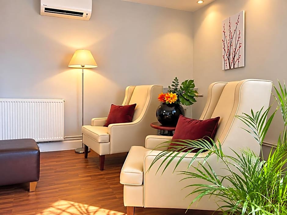 Arion Airport Hotel