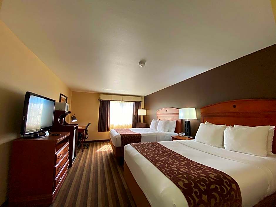 Best Western Manhattan Inn