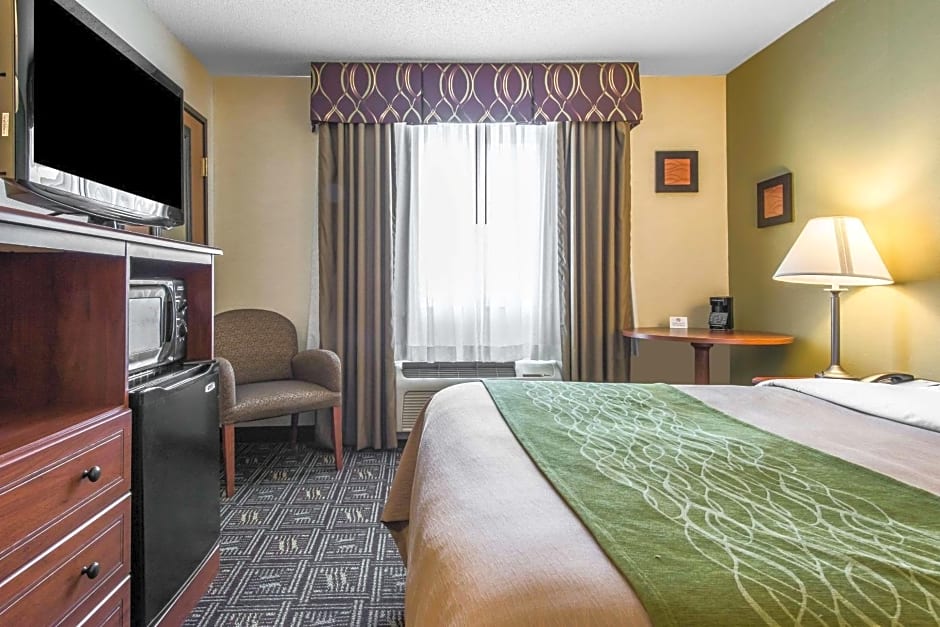 Comfort Inn Weirton