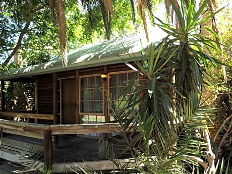 Ti-Tree Village