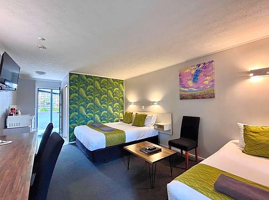 Wrights by the Sea Motel