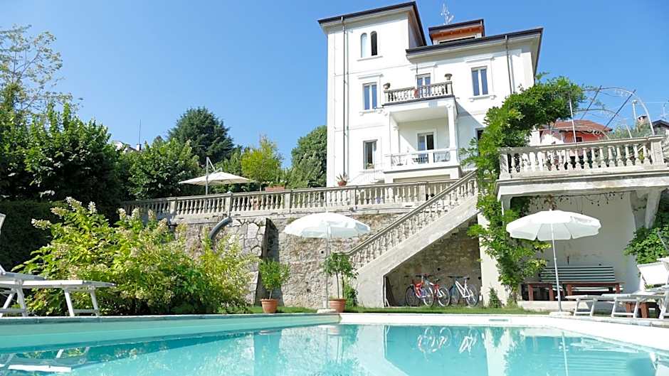 White Lilac Romantic B&B - Adults only