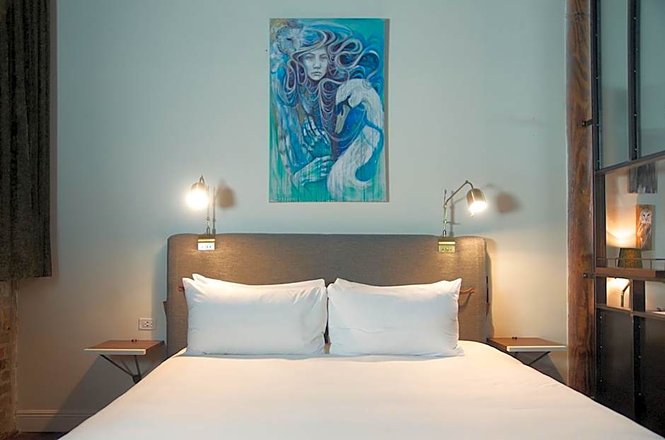 The Old No. 77 Hotel & Chandlery