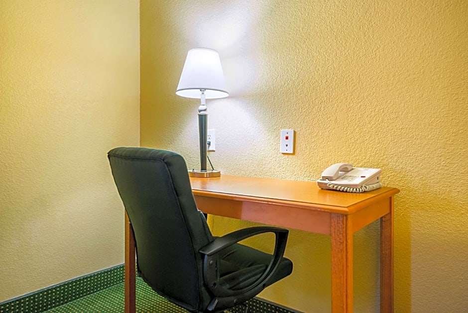 Quality Inn & Suites Franklin