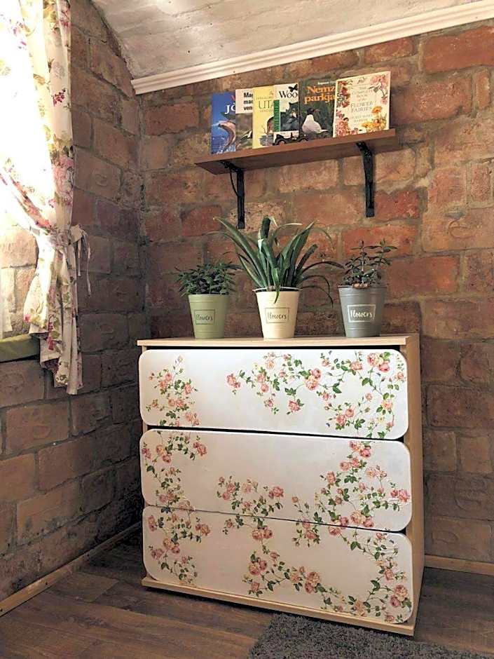 Kakukkfu Barlang-Vendeghaz