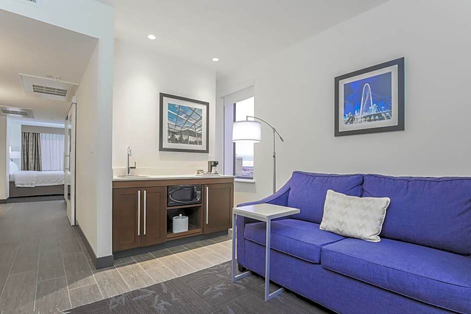 Hampton Inn & Suites Dallas / Downtown