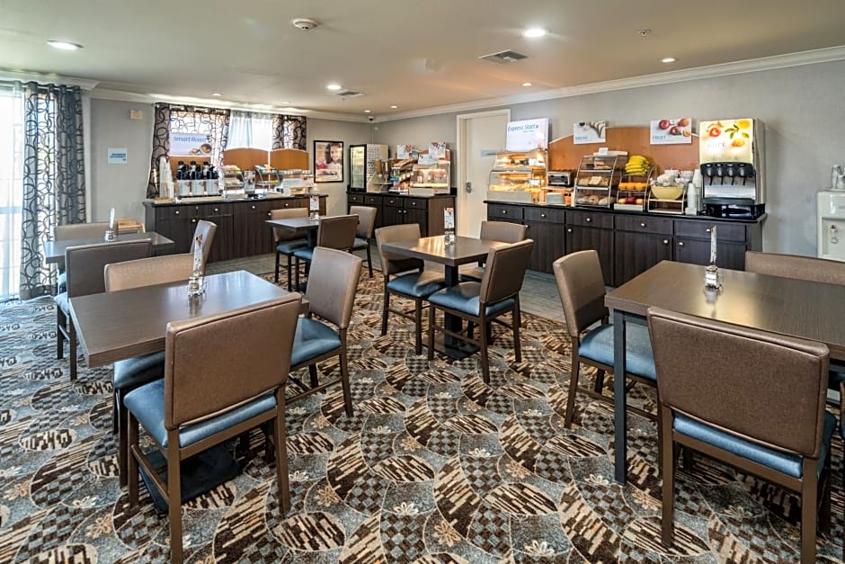 Holiday Inn Express Hotel & Suites Santa Clara By IHG