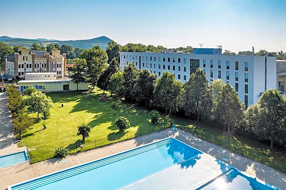 Hotel Active Stadium