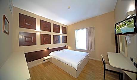 Economy Double or Twin Room
