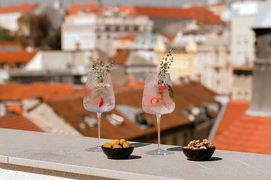 art'otel Zagreb, Powered by Radisson Hotels