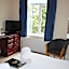 Uno Thames Hotel