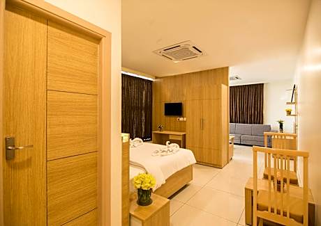 Premium Suite