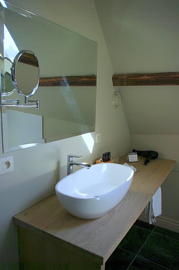 B&B Canal Deluxe
