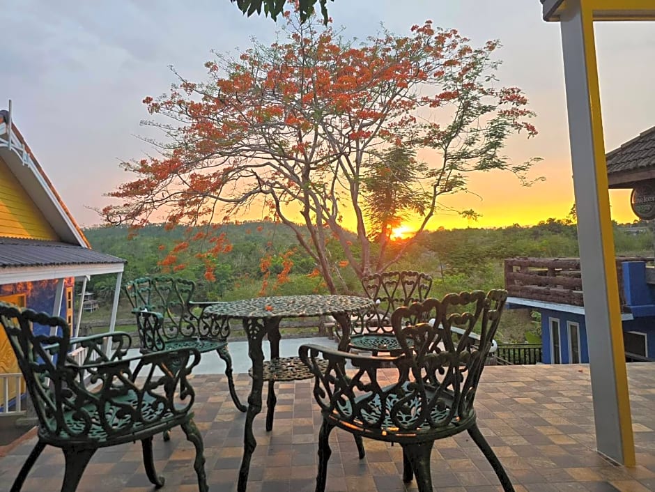 Love Bridge House Resort