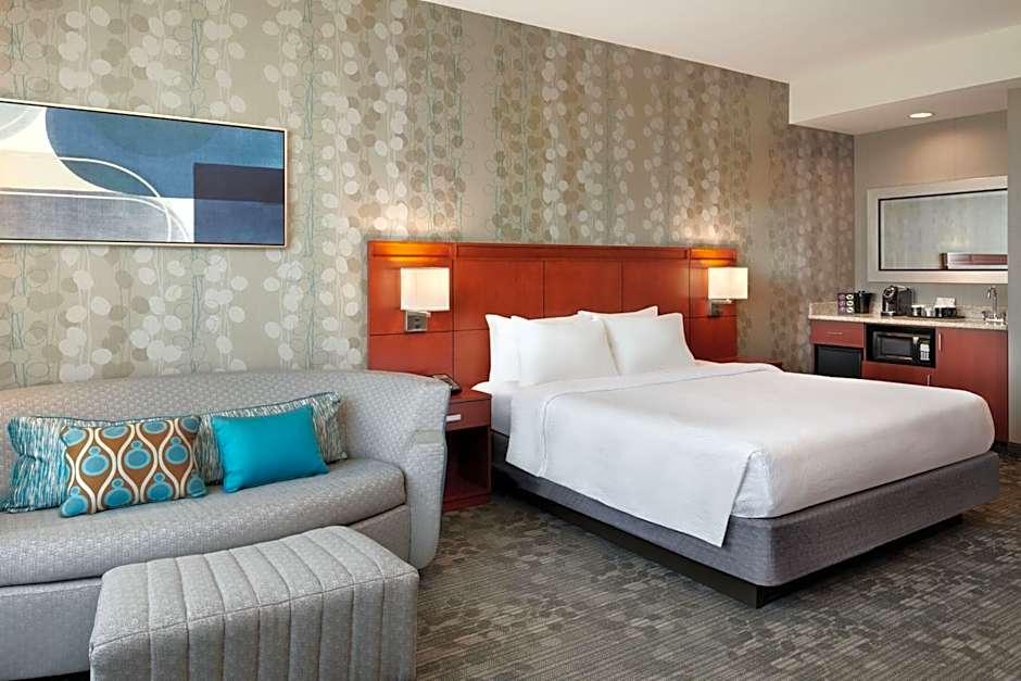 Courtyard by Marriott Ottawa East
