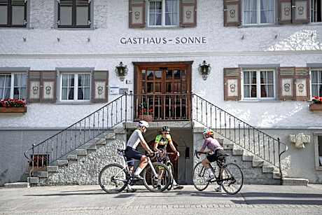 "Die Sonnigen" - Hotel und Familienspaß