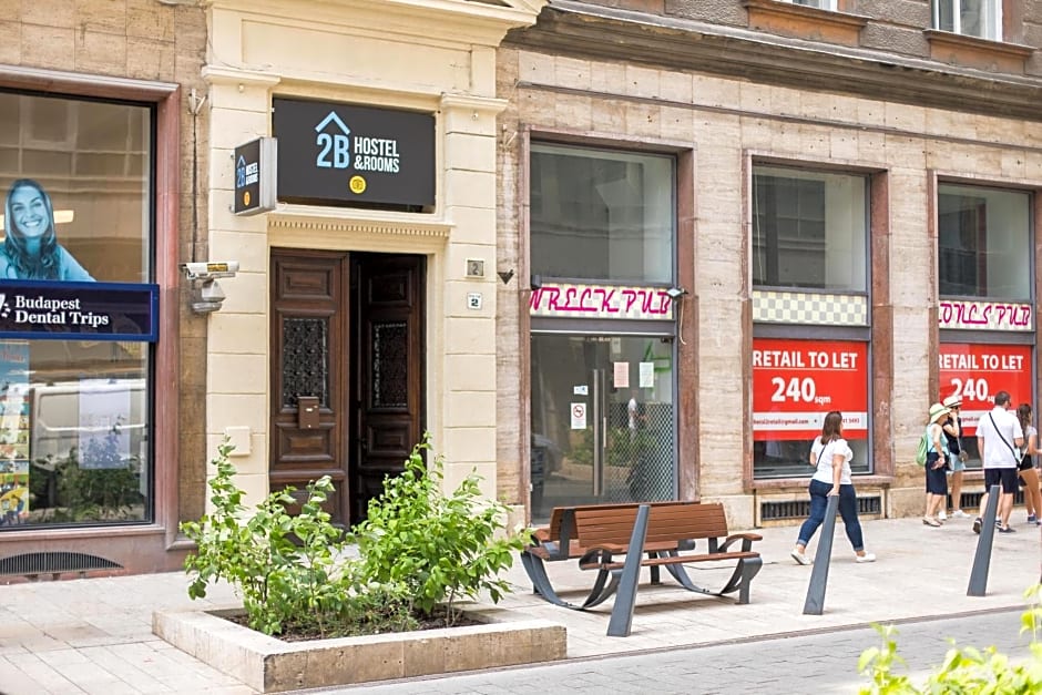 2B Hostel & Rooms