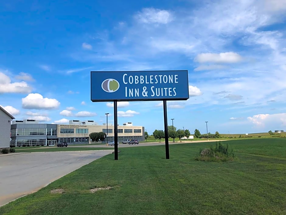 Cobblestone Inn & Suites - Monticello