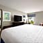 Hampton Inn By Hilton Naples-Central, Fl