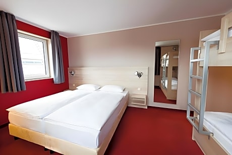 Familienzimmer (4 Personen)