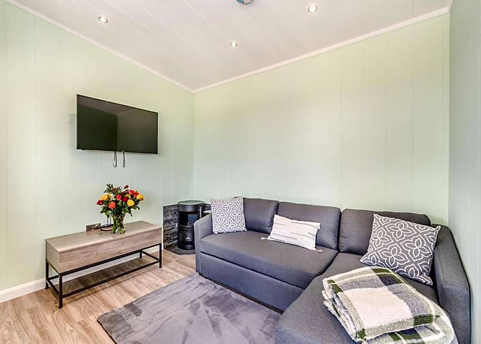Calvesland Hideaway