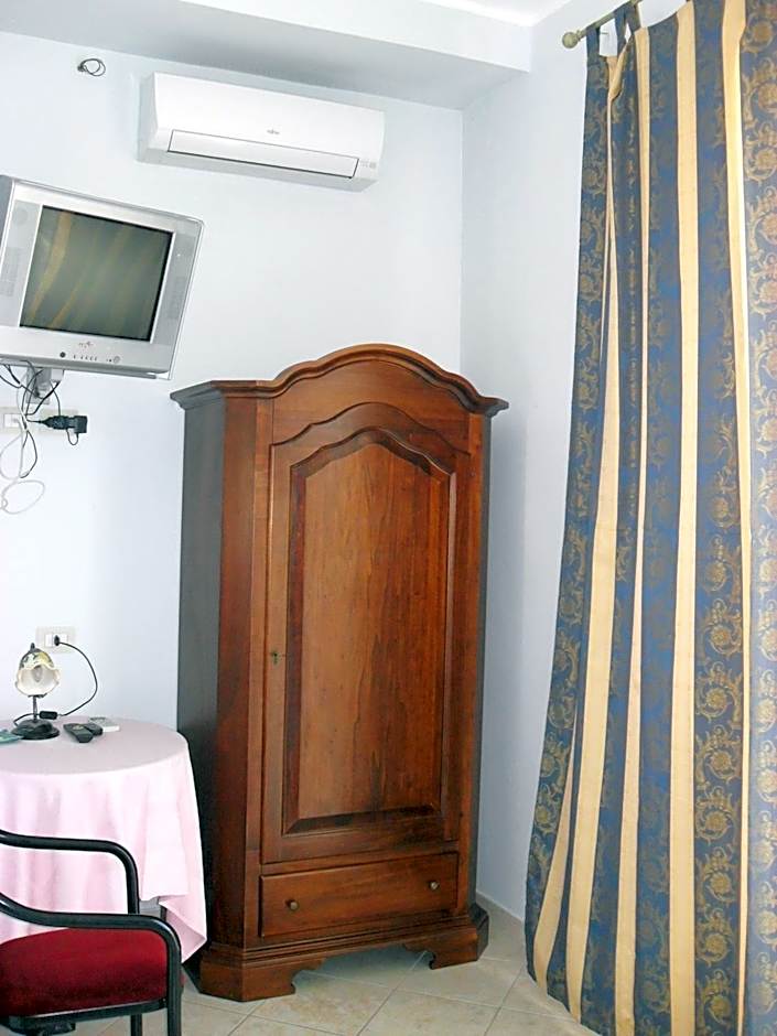 Hotel Piro