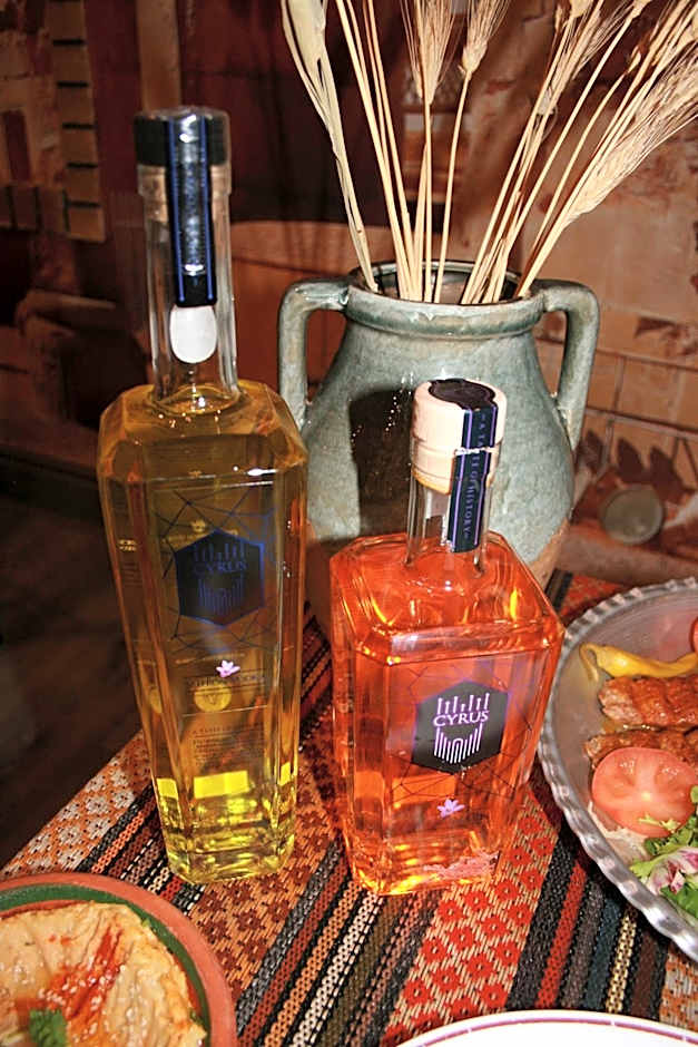 White Rose Hotel and Restaurant