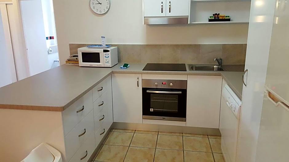 Nautilus Holiday Apartments