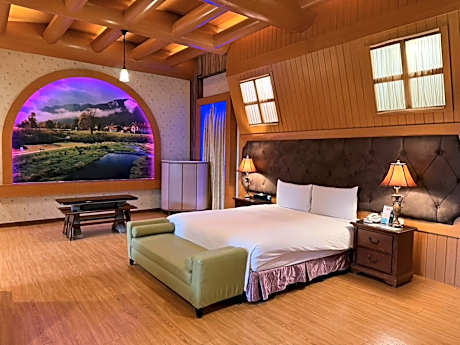 Noble 1-Bedroom Suite with King Bed