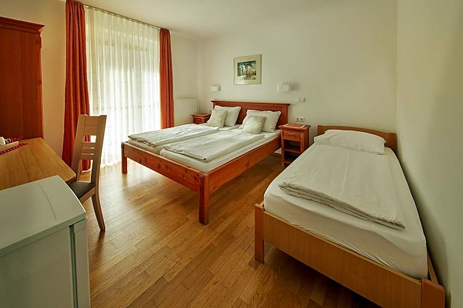 Rute Hotel and Apartments
