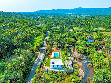 Riverside Benkar Farm